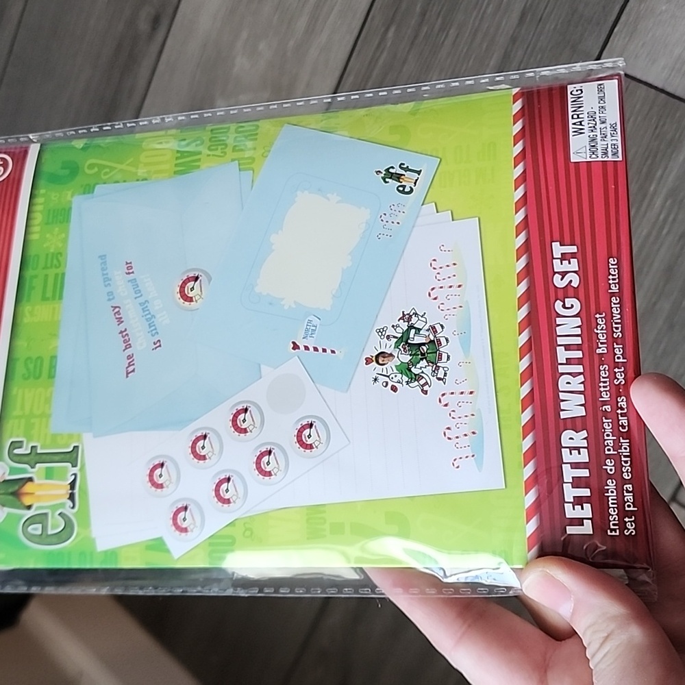 Elf Letter Writing Set - Picture 5 of 15